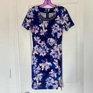 Floral office dress Jessica Simpson built-in necklace